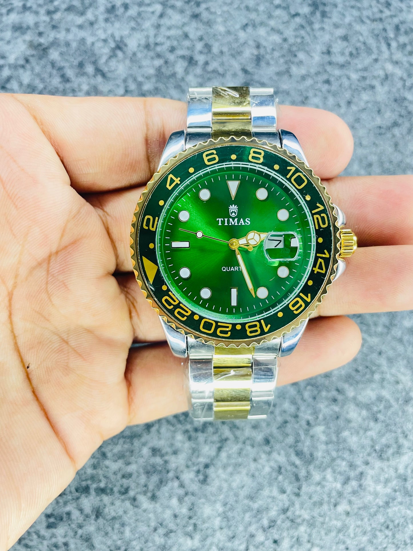 Timas Submariner Chain Gold Two-Tone Green