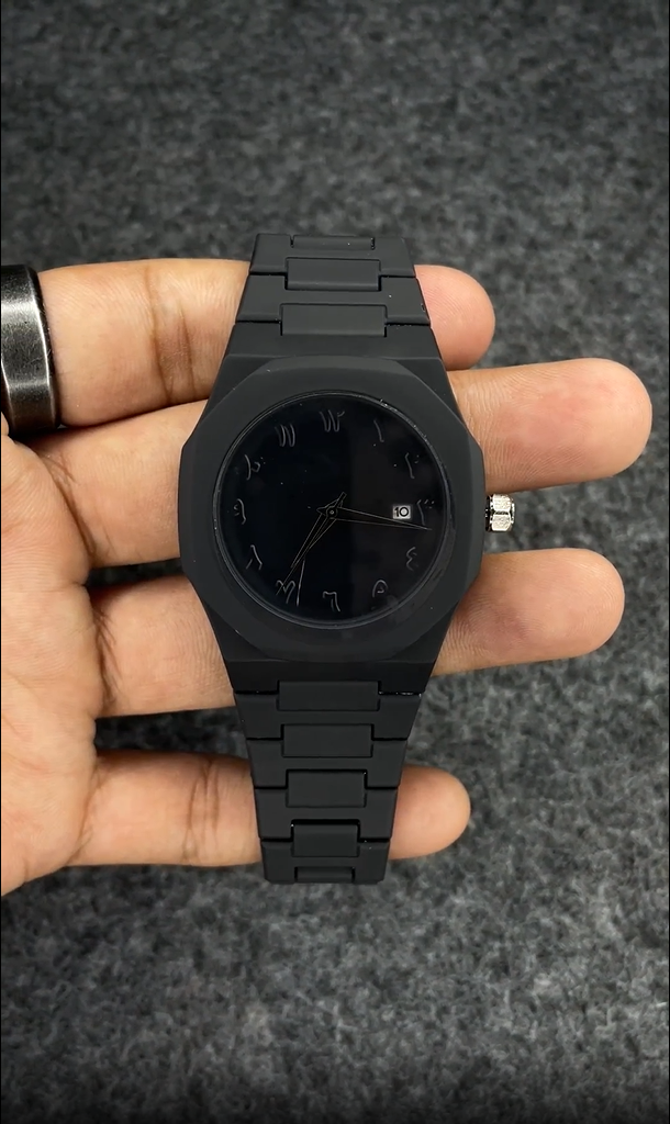 Black Arabic Aura With Date